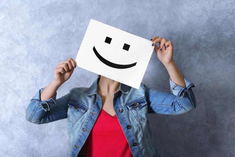 Y Si La Sonrisa No Significara Felicidad
